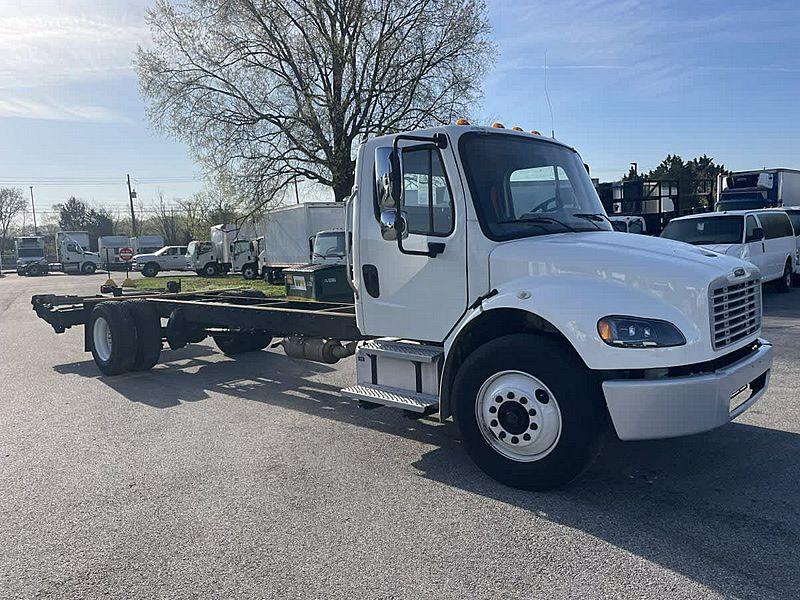 2020 Freightliner M2 106