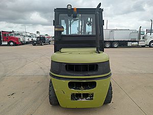 2011 Clark CMP40D