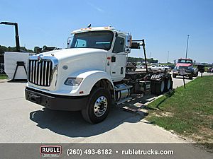 2021 International HX620 - Roll-Off