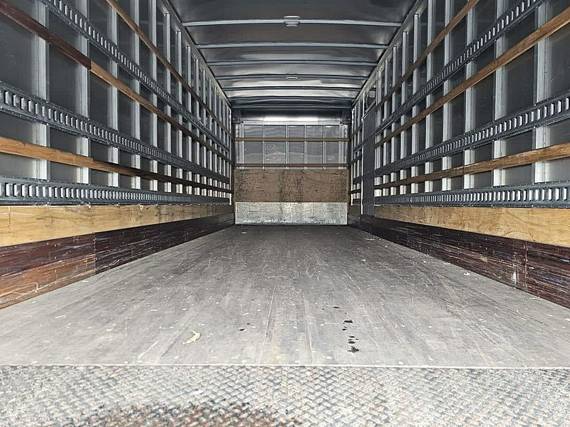 2019 Freightliner M2 106