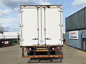 2020 Freightliner M2 106
