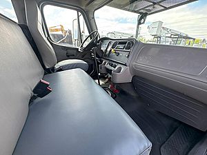 2017 Freightliner M2