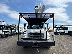 2017 Freightliner M2