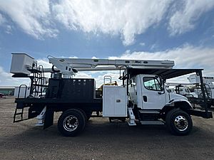 2017 Freightliner M2