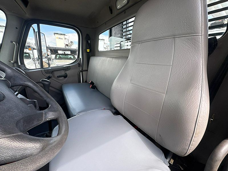 2017 Freightliner M2