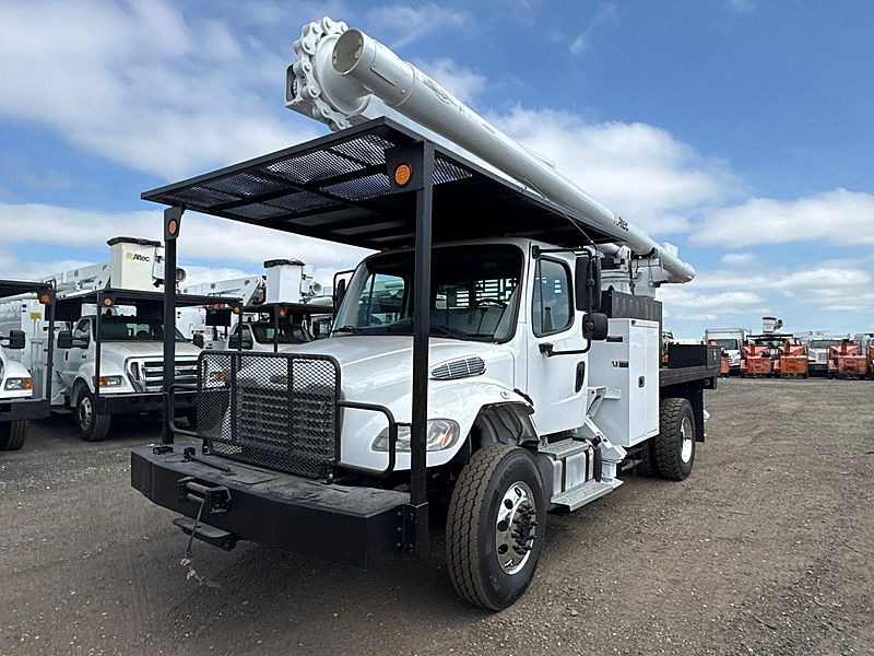 2017 Freightliner M2