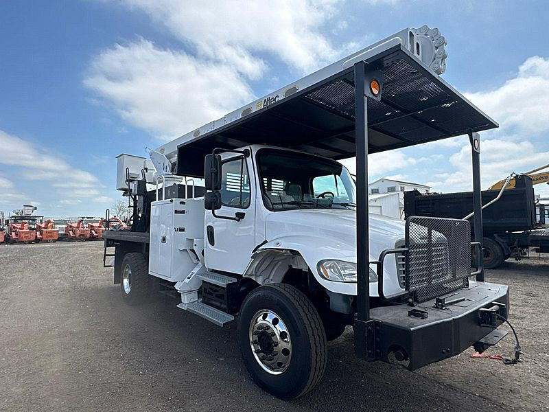 2017 Freightliner M2