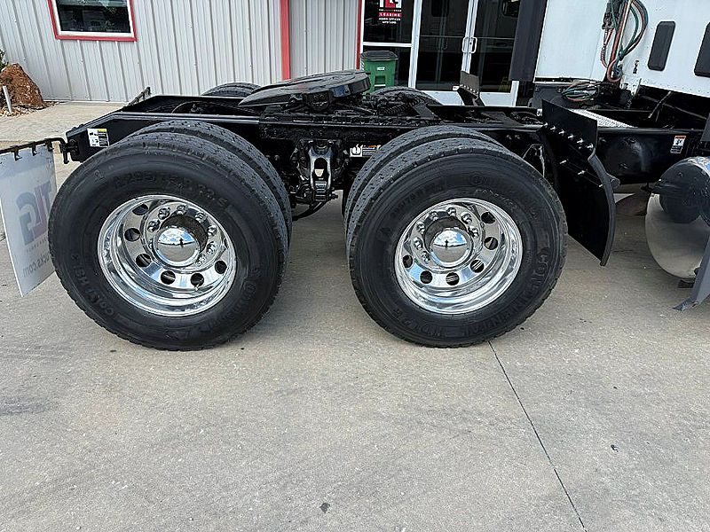2021 Peterbilt 579