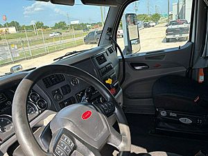 2021 Peterbilt 579
