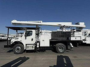 2014 Freightliner M2 106 - Bucket Truck
