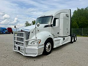 2019 Kenworth T680 - Sleeper Truck