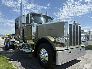 2027 Peterbilt 589