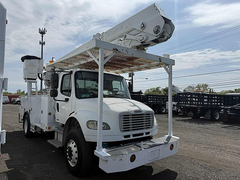 2010 Freightliner M2