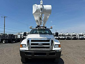 2011 Ford F-750 - Bucket Truck