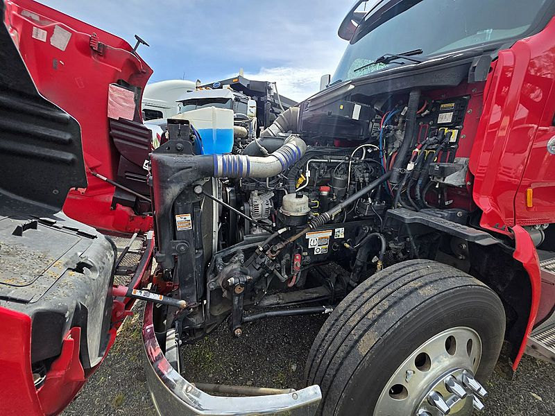 2020 Peterbilt 579