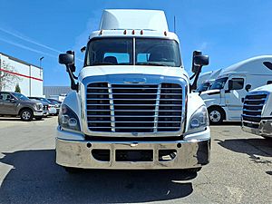 2017 Freightliner CASCADIA 125