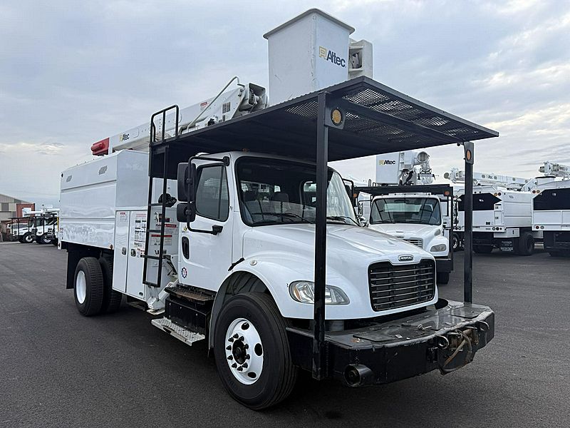 2013 Freightliner M2