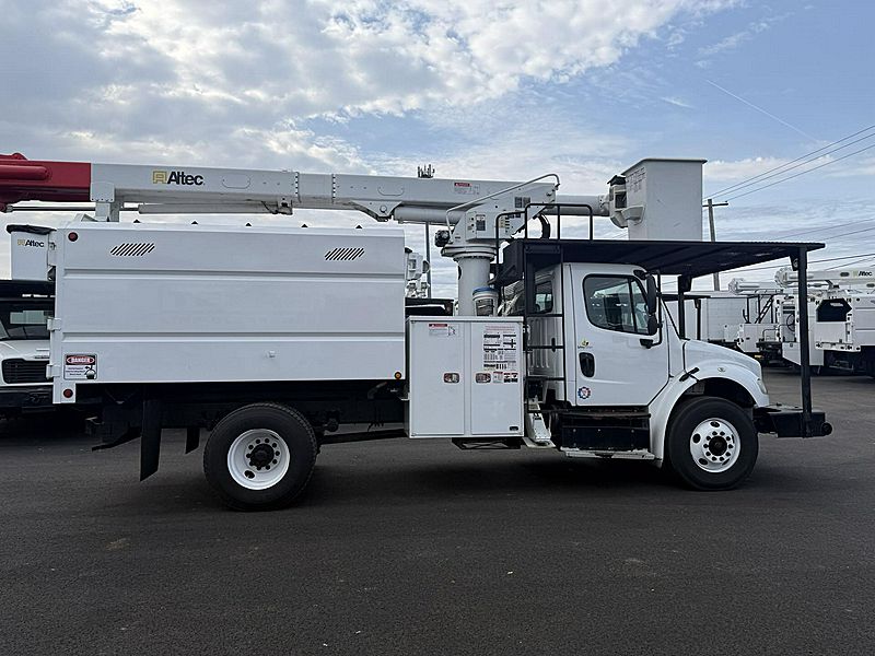 2013 Freightliner M2