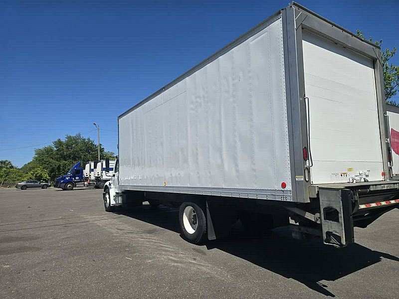 2016 Freightliner M2 106