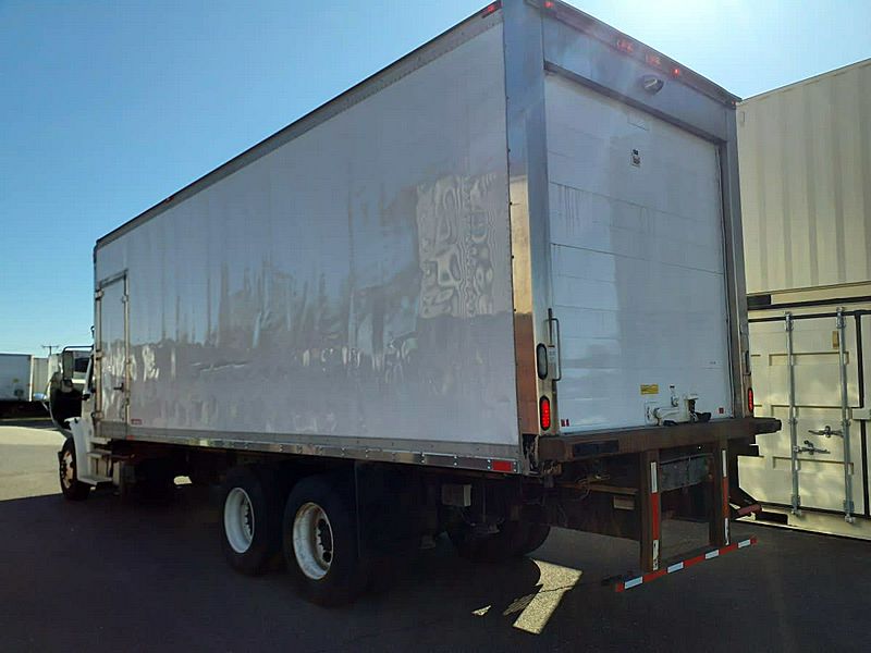 2019 Freightliner M2 106
