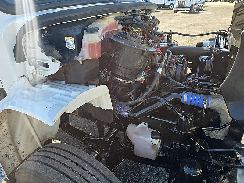 2015 Freightliner M2