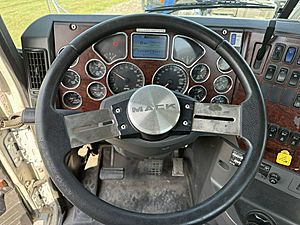 2015 Mack CXU613