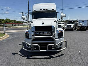 2024 Mack Anthem AN64T - Sleeper Truck