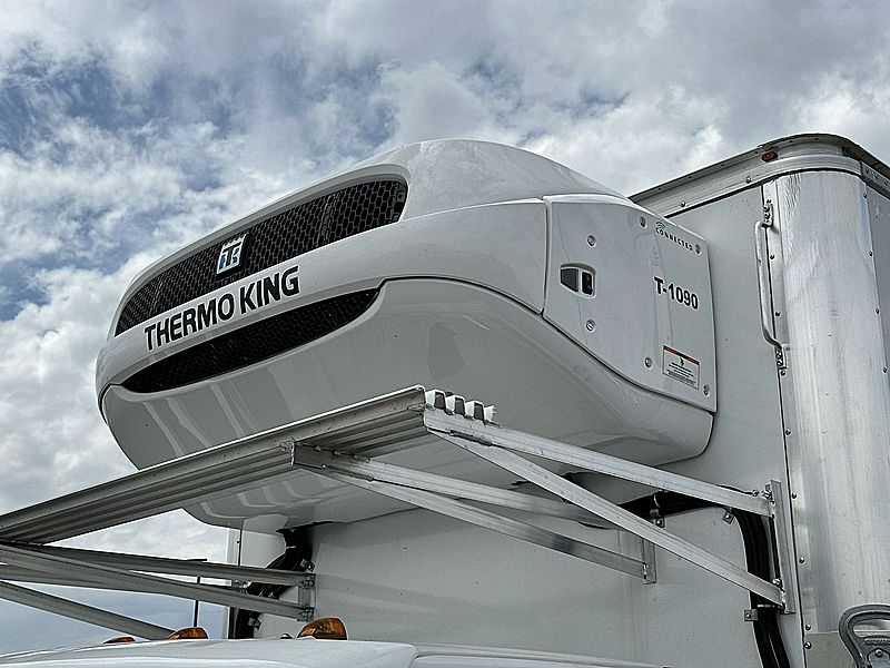 2025 Freightliner M2 106