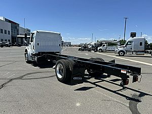 2027 Freightliner M2 106 - Box Truck