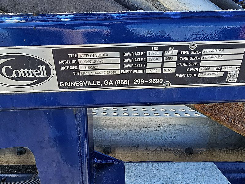 2023 Peterbilt 389
