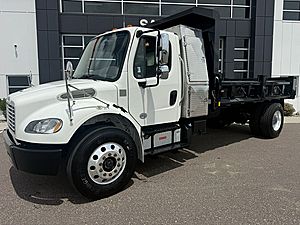 2019 Freightliner M2 106 - Day Cab