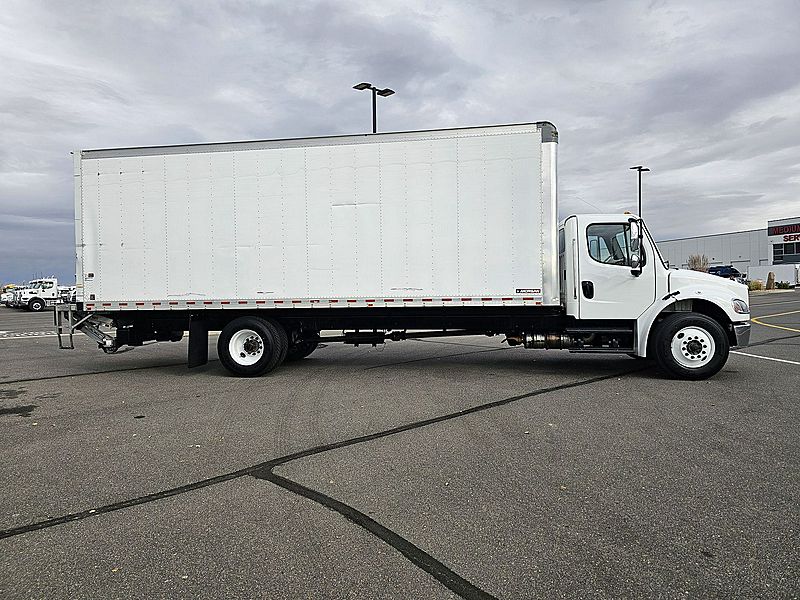 2023 Freightliner M2 106