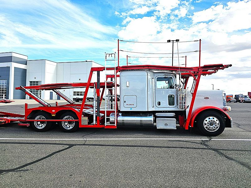 2020 Peterbilt 389