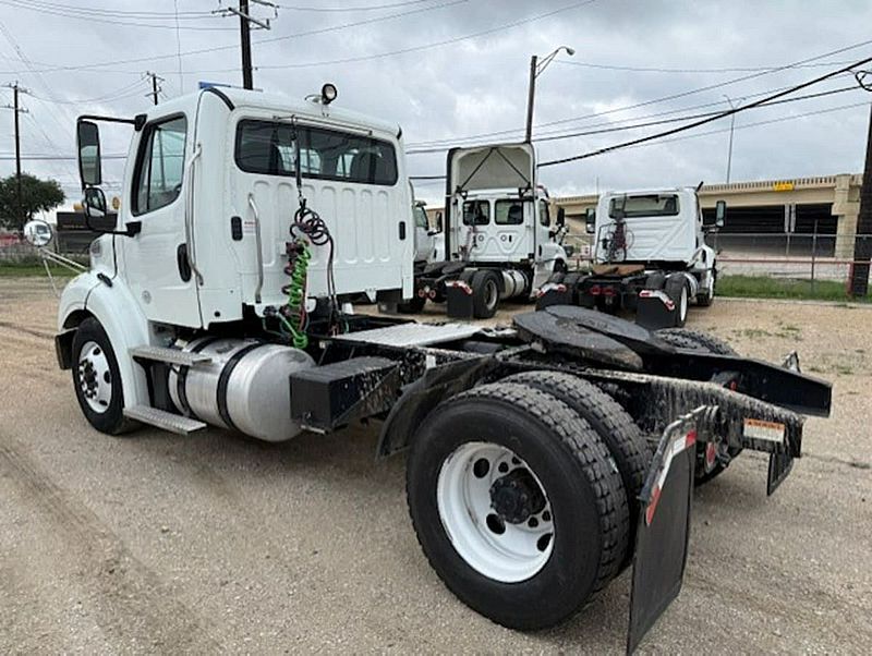 2020 Freightliner M2 112