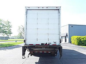 2018 Freightliner M2 106