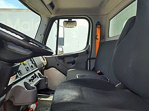 2019 Freightliner M2 106
