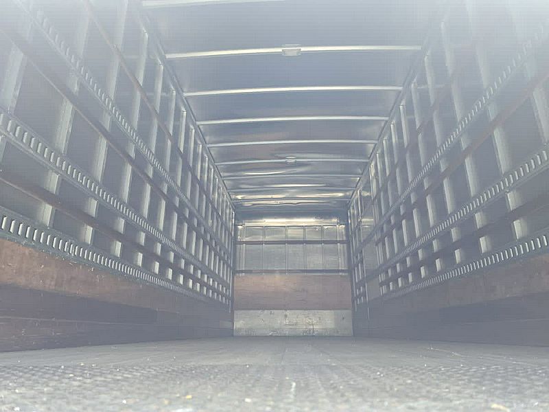 2020 Freightliner M2 106