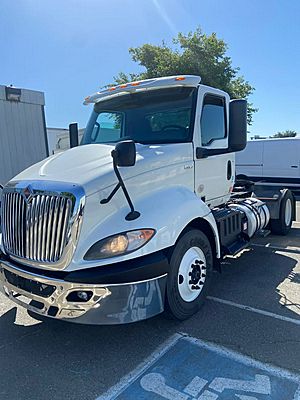 2019 International RH613 - Day Cab
