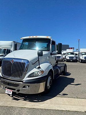 2019 International RH613 - Day Cab
