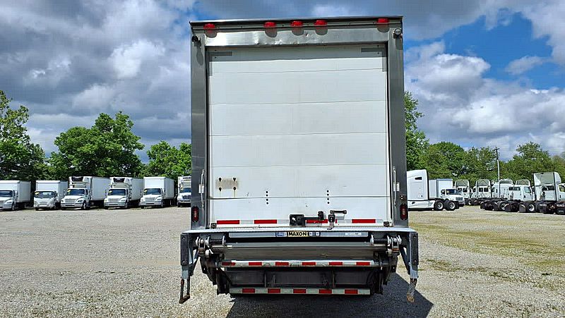 2019 Freightliner M2 106