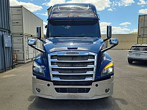 2020 Freightliner Cascadia - Sleeper Truck
