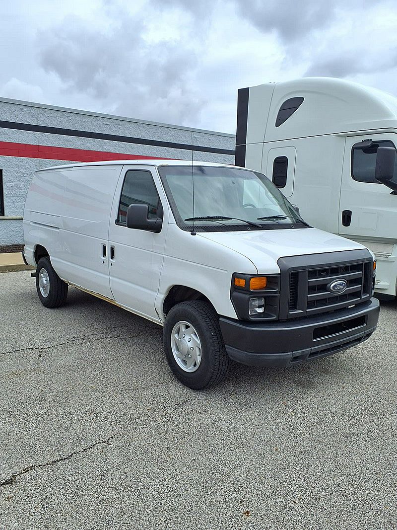 2011 Ford E350