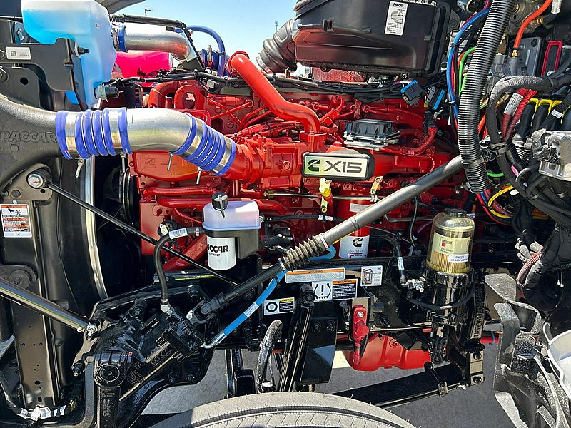2027 Peterbilt 567