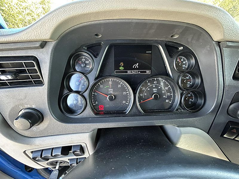 2018 Peterbilt 579