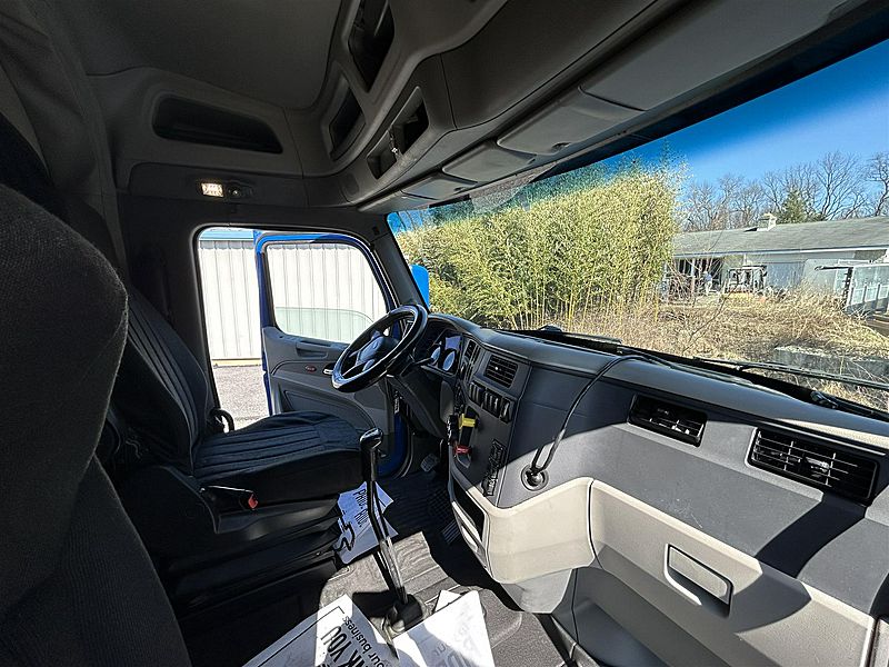 2018 Peterbilt 579