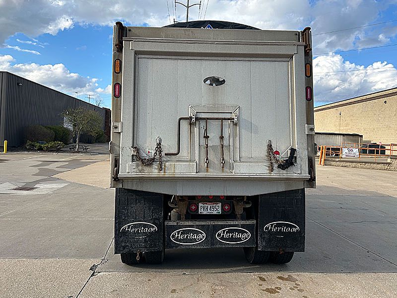 2021 Peterbilt 567