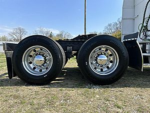 2004 Peterbilt 379