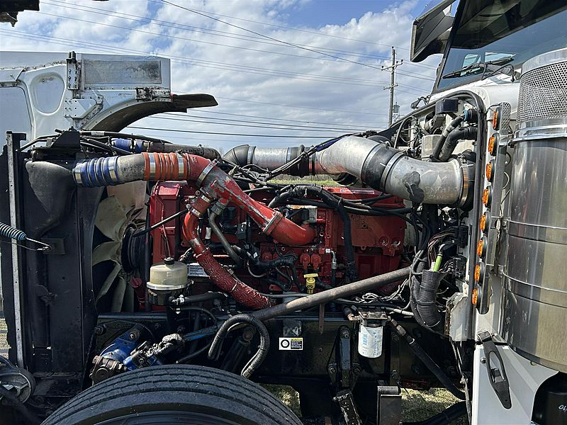 2004 Peterbilt 379