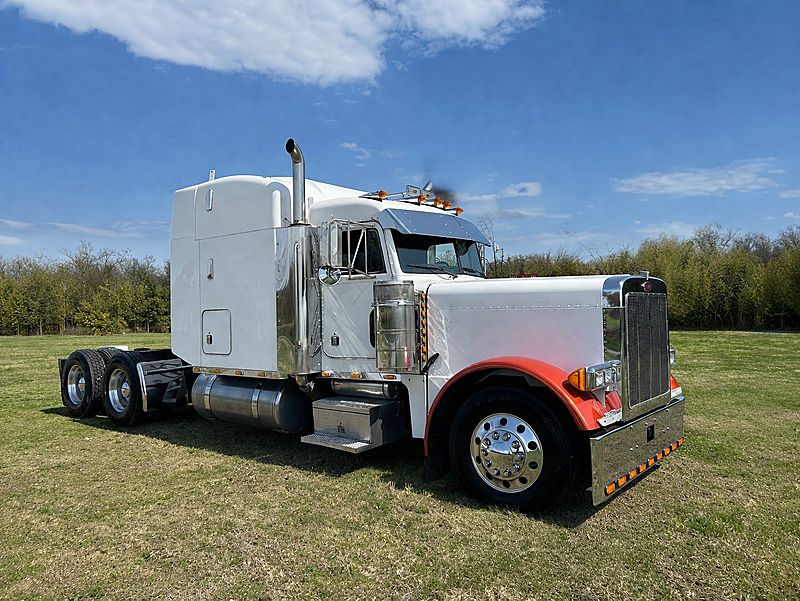 2004 Peterbilt 379