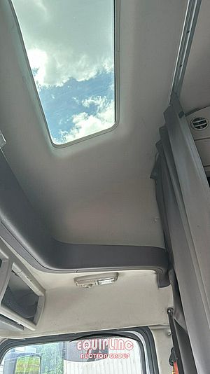 2016 Volvo VNL
